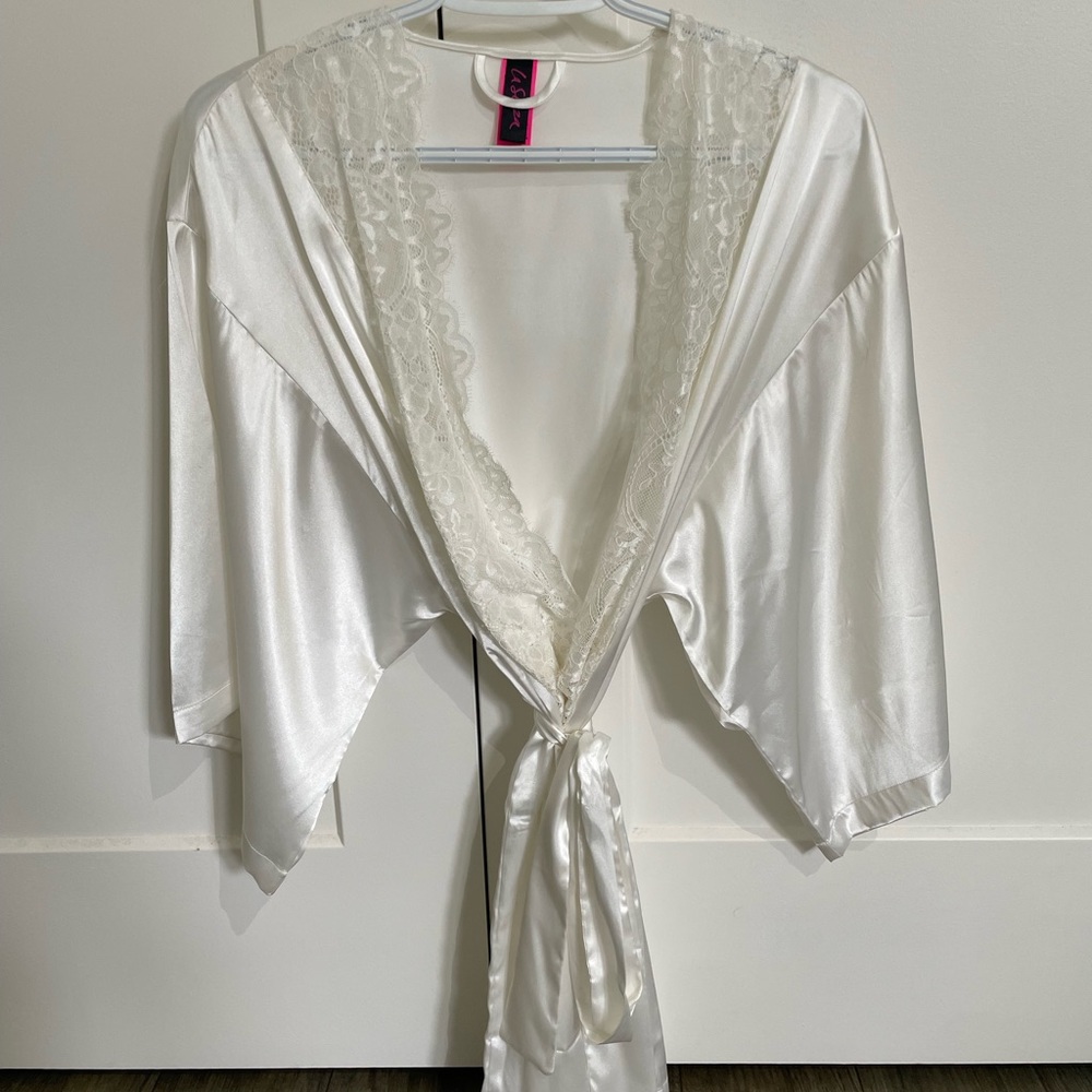 White satin robe!